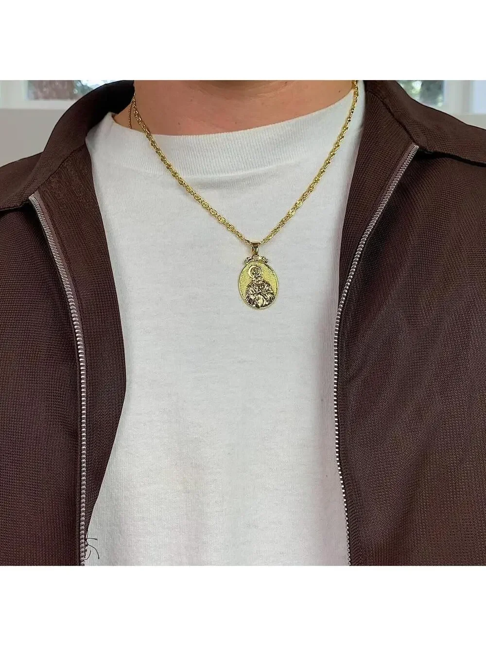 Y2K Style Gold Jesus Circle Pendant Necklace Unisex